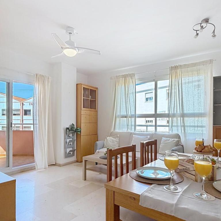 Spacious Central Apartment - South Costa, Nerja - Apartamento de 2 dormitorios - 8