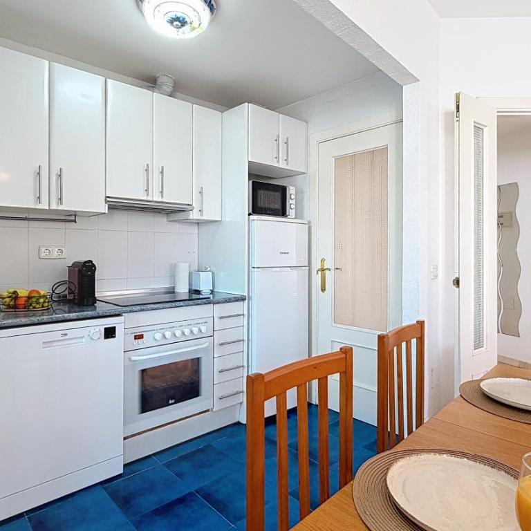 Spacious Central Apartment - South Costa, Nerja - Apartamento de 2 dormitorios - 5