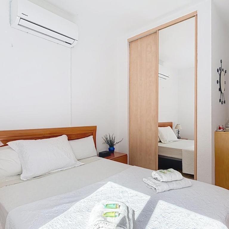 Spacious Central Apartment - South Costa, Nerja - Apartamento de 2 dormitorios - 19