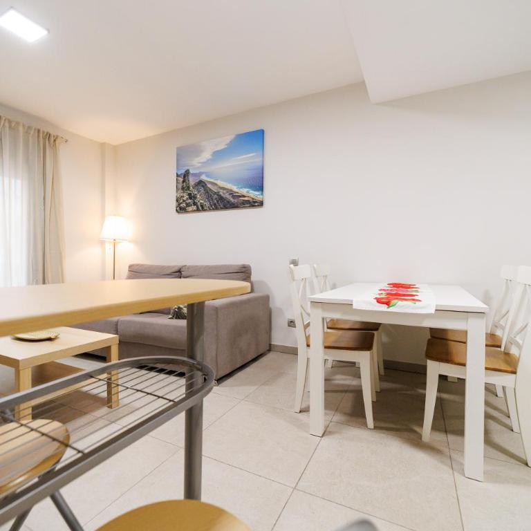 Apartamento Moderno Playa de las Canteras -Las Palmas Gran Canaria - Appartement 2 Chambres - 12