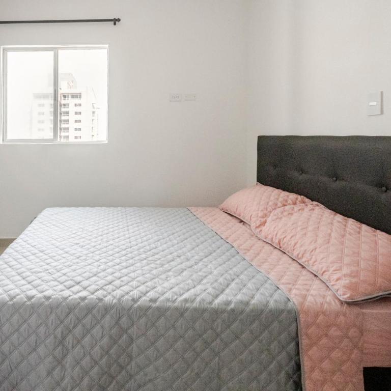 Apartamento 2BR con vista al mar y cerca al aeropuerto - Two-Bedroom Apartment - 17