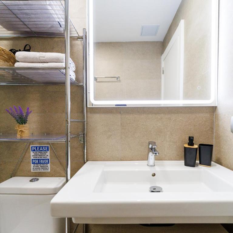 Apartamento Moderno Playa de las Canteras -Las Palmas Gran Canaria - Appartement 2 Chambres - 55