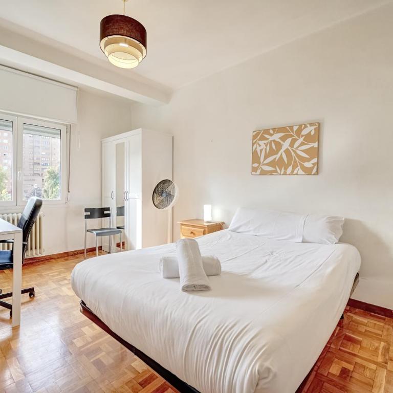 Buenaventura by Clabao - Three-Bedroom Apartment - 1