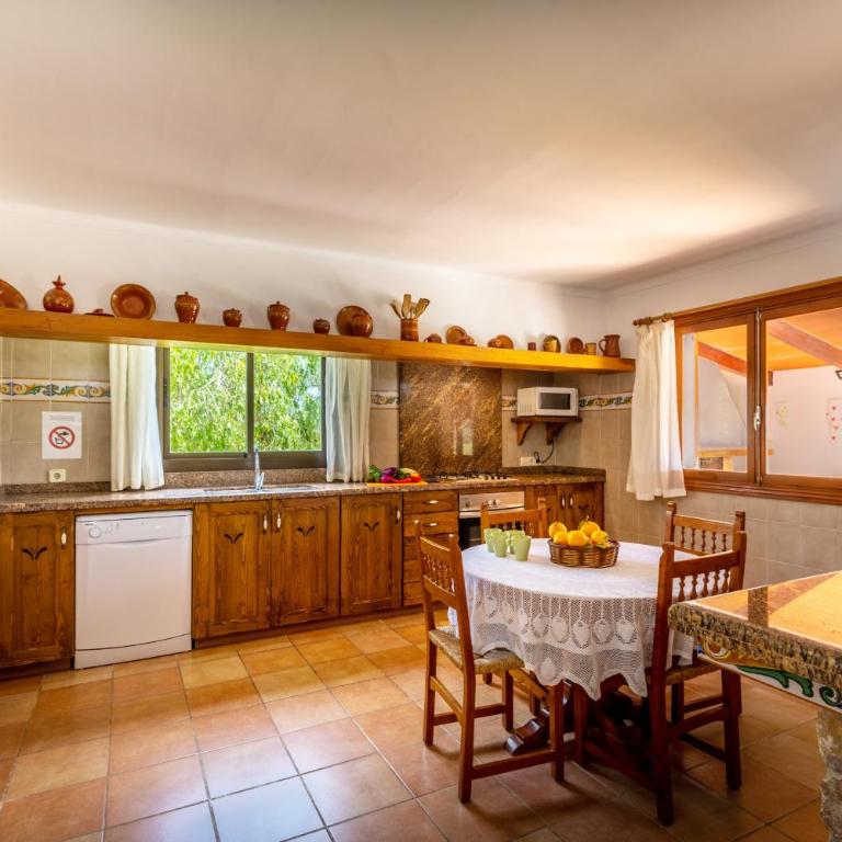 CA NA SUREDA by Sealand Villas - Villa - 9