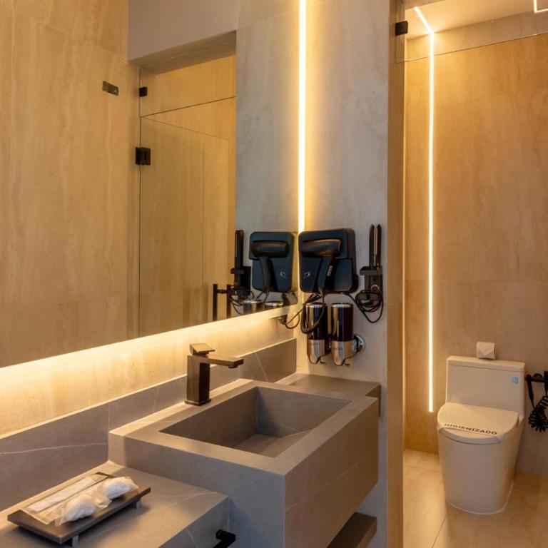 Liv Motel Ecuador - Suite Presidencial - 7