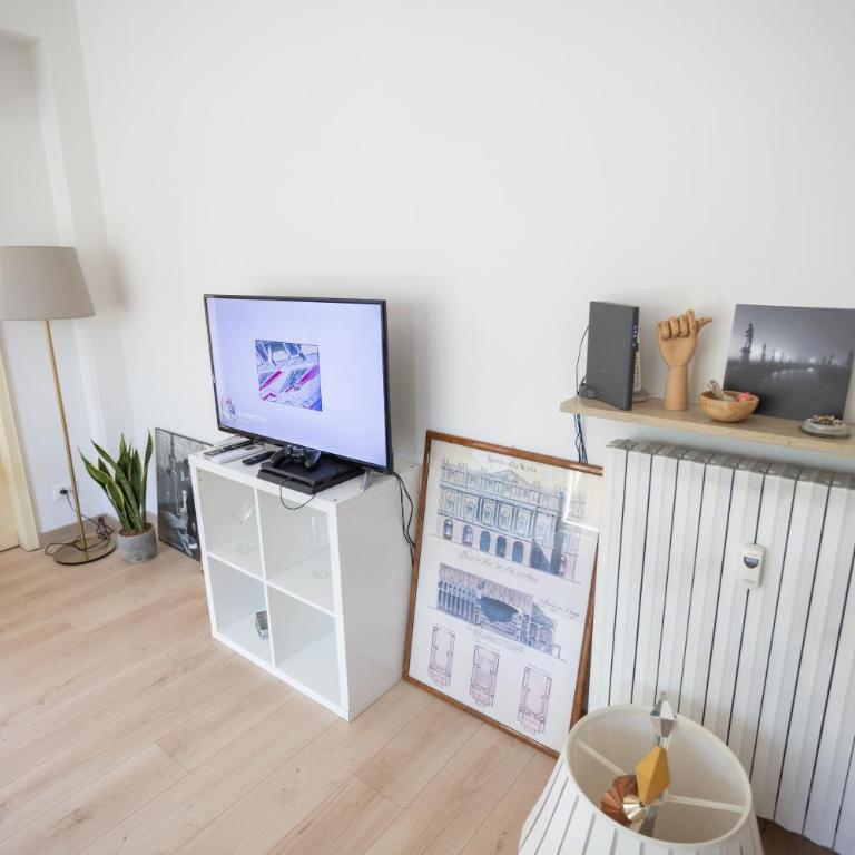 Fonderia 9 - Appartamento con 2 Camere da Letto - 89