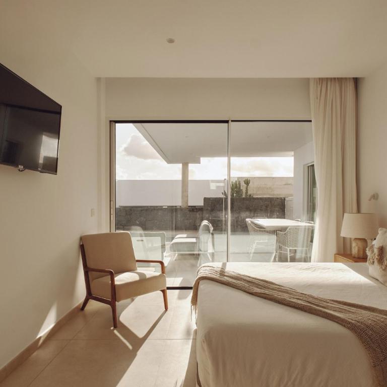Villas Elements by Alondra - Three-Bedroom Villa - 22
