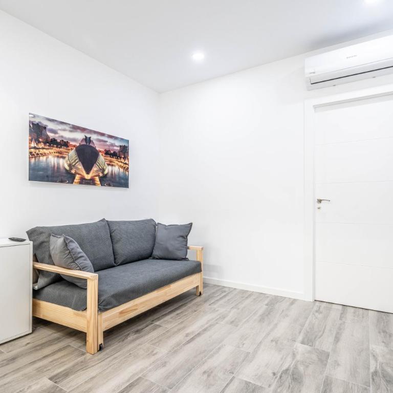 Duplex-Port-Valencia 14 - One-Bedroom House - 9