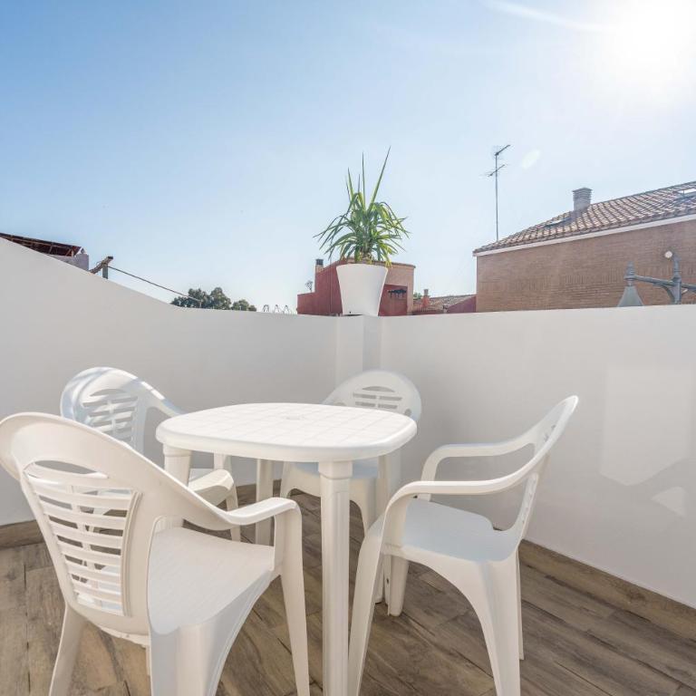 Duplex-Port-Valencia 14 - One-Bedroom House - 1