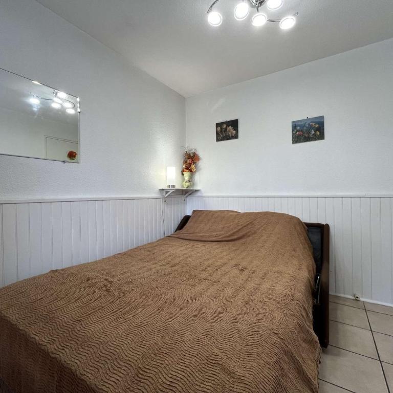 Appartement Studio Cabine - proche plage du Grazel GN400-032 - Appartement 1 Chambre - 4