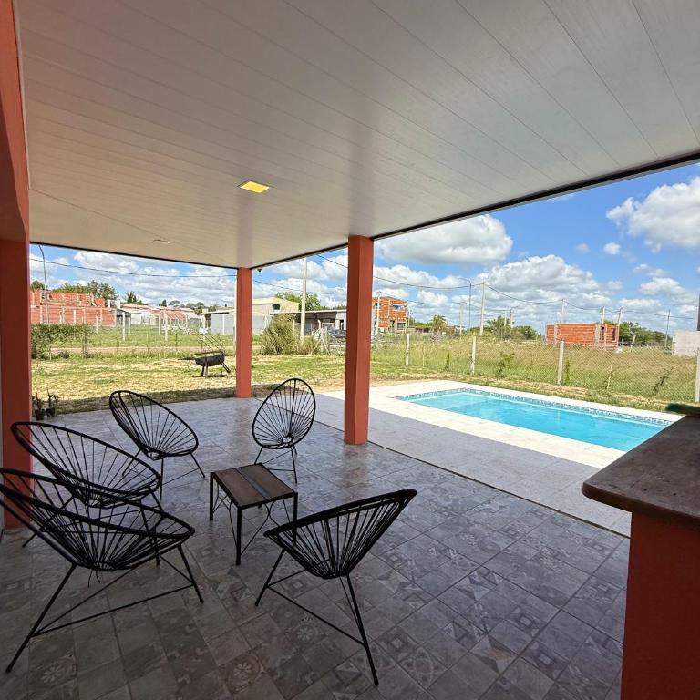 Casa con piscina pacífica en Gualeguaychú - Casa de 2 dormitorios - 24