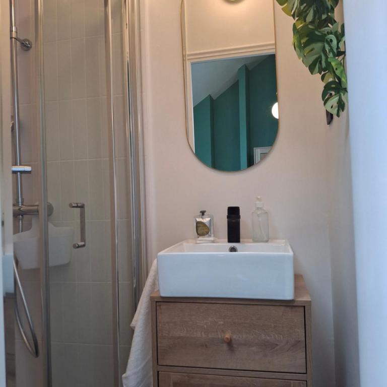 Le Village Montmartre - Queen Studio - 5