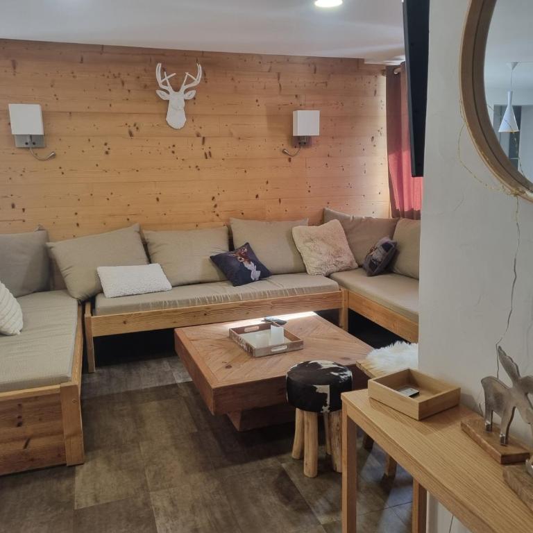 Grand appartement rénové · Proche pistes · Sud · Balcon · 11 pers · Animaux admis - Apartment mit 4 Schlafzimmern - 9