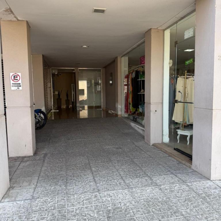 Cómodo y moderno con excelente vista y ubicación - Apartamento de 2 dormitorios - 8