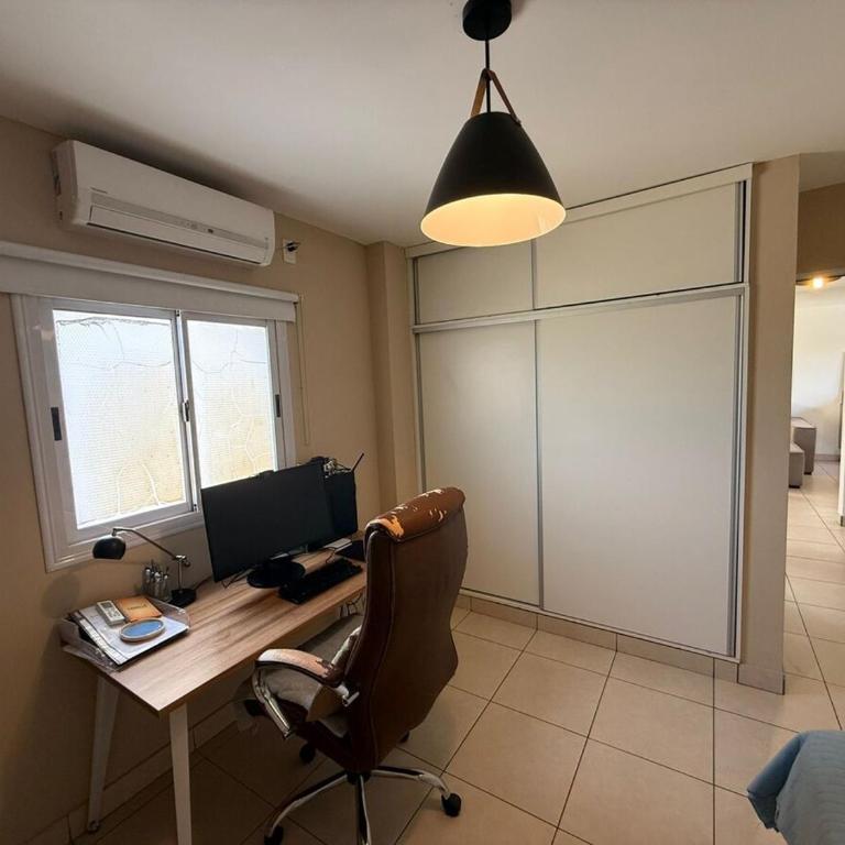 Cómodo y moderno con excelente vista y ubicación - Apartamento de 2 dormitorios - 15