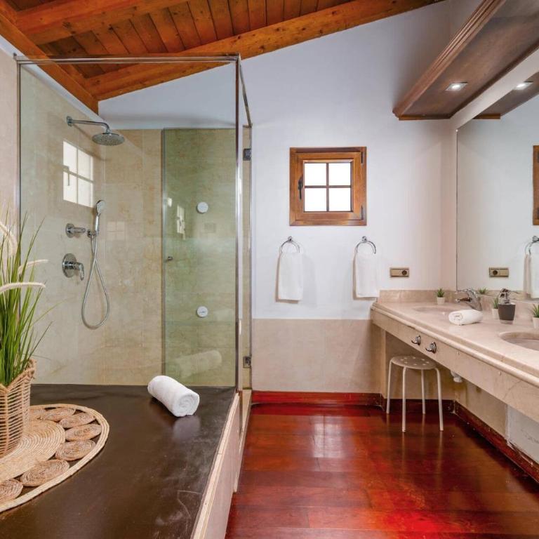 Villa Sherry by Villa Plus - Villa - 5