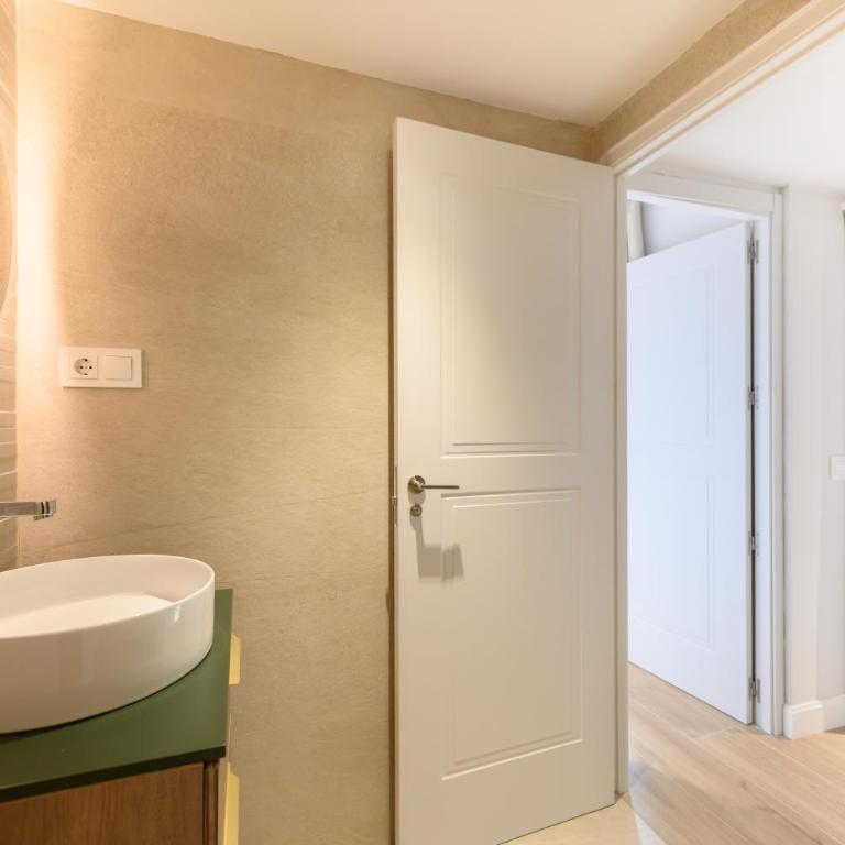 Acogedora vivienda en La Latina, una de las zonas más emblemáticas del centro de Madrid ENC132 - Apartamento de 1 dormitorio - 37