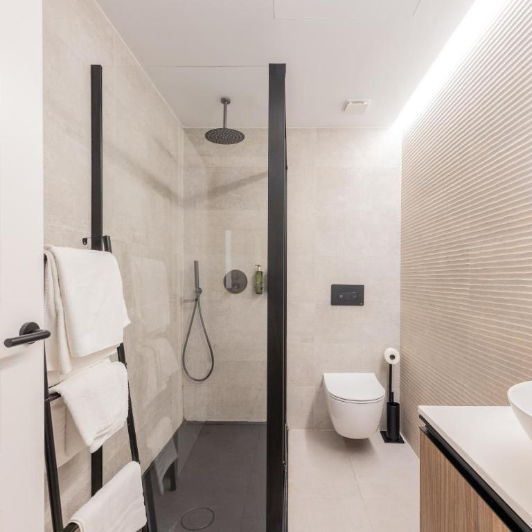 Guastavino by Alma Suites - Deluxe Room - 7