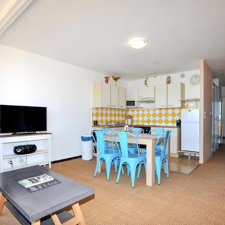 2 Bedroom Nice Apartment In Saint-Cyprien Plage - Appartement 2 Chambres - 2