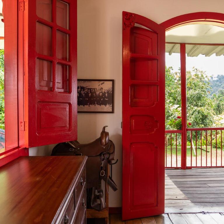 Hacienda Venecia Coffee Farm Hotel - Suite con vistas al jardín - 22