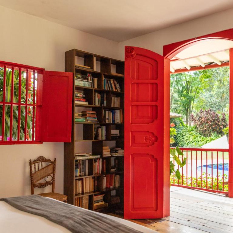 Hacienda Venecia Coffee Farm Hotel - Suite con vistas a la piscina - 19