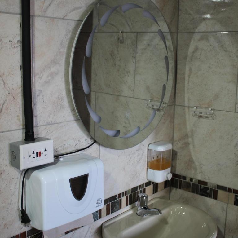 Hotel Curazao Natural Living cerca a charcos naturales y tobogán extremo - Habitación Doble - 2