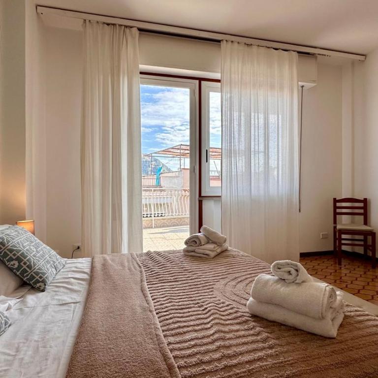 Mondello SunSea - Three-Bedroom Apartment with View - 6
