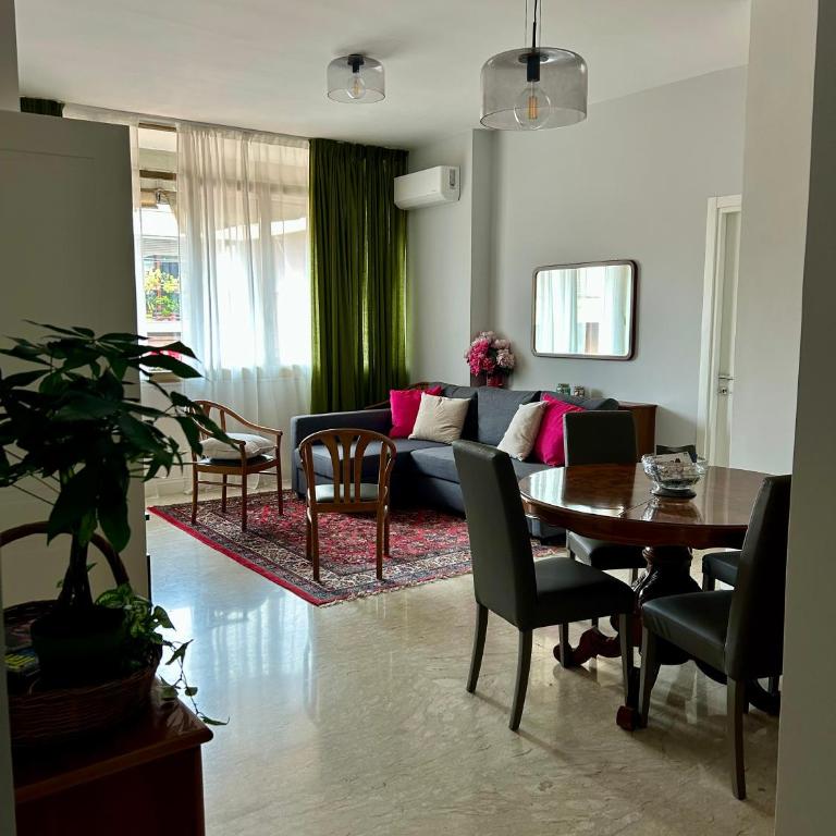 Vacanze Romane House - Appartamento con 2 Camere da Letto - 1