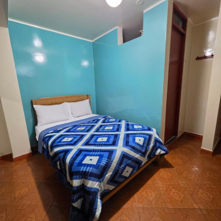 Hospedaje Leo - Habitación Doble con baño privado - 5