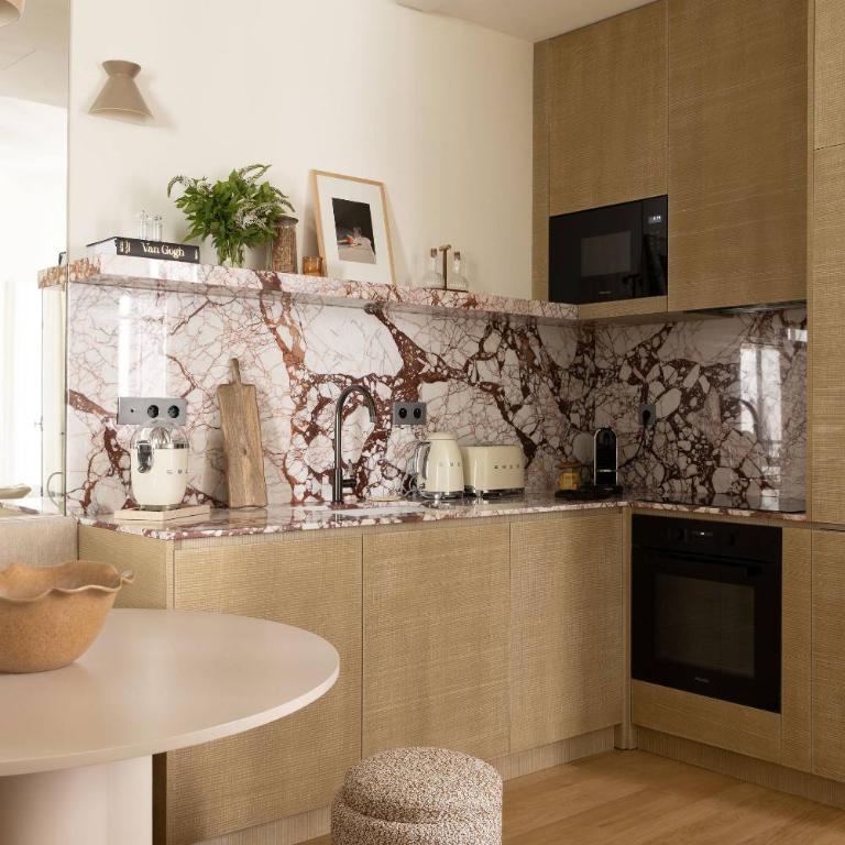 Luxurious Residence Saint Honore by onefinestay - One-Bedroom Apartment 2 - 13