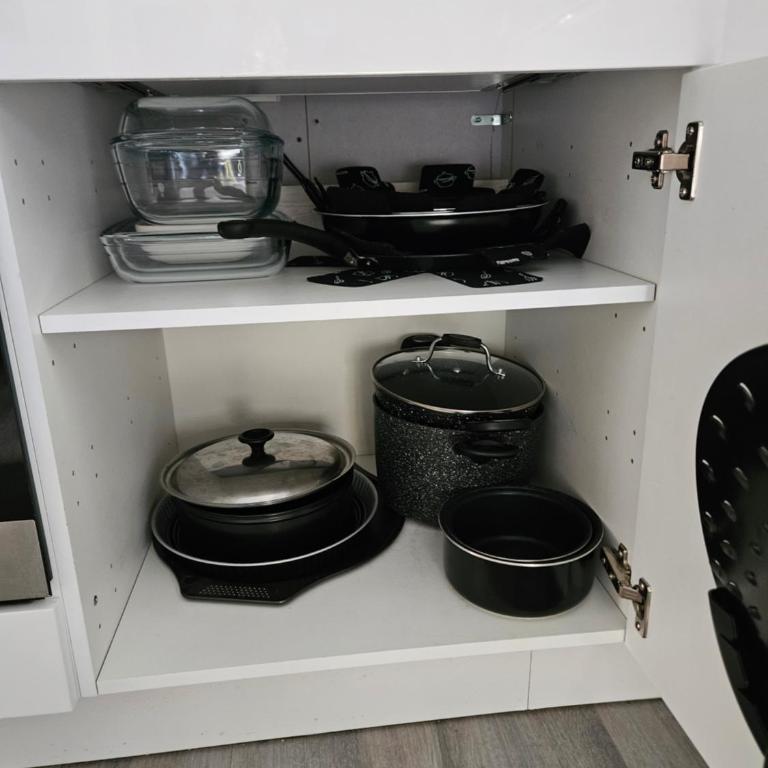 Idéal long séjour, Souvenirs de Provence,T2 classé, vue sur les montagnes, toutes commodités! - Appartement 1 Chambre - 19