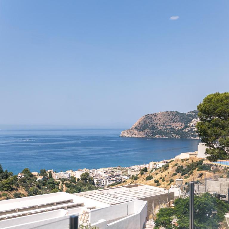 Exquisite Luxury Villa - Villa with Sea View - 30