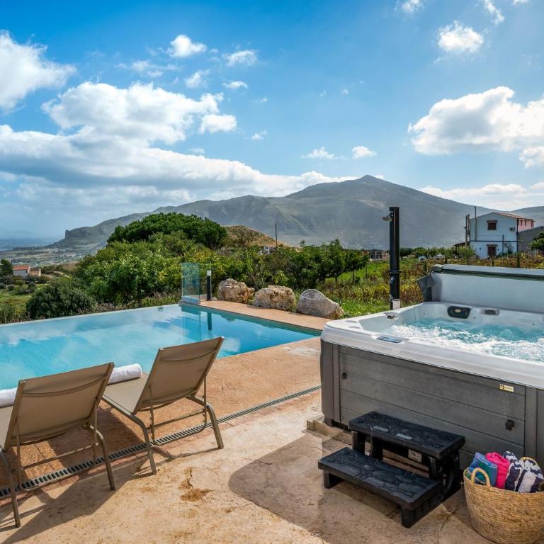 Villa Azuria con Piscina Privata Vista Mare - Three-Bedroom Villa - 8