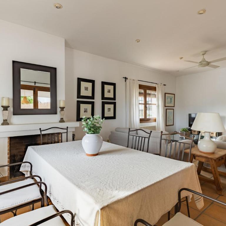 Villa Las Salinas by Abahana Villas - Villa - 16