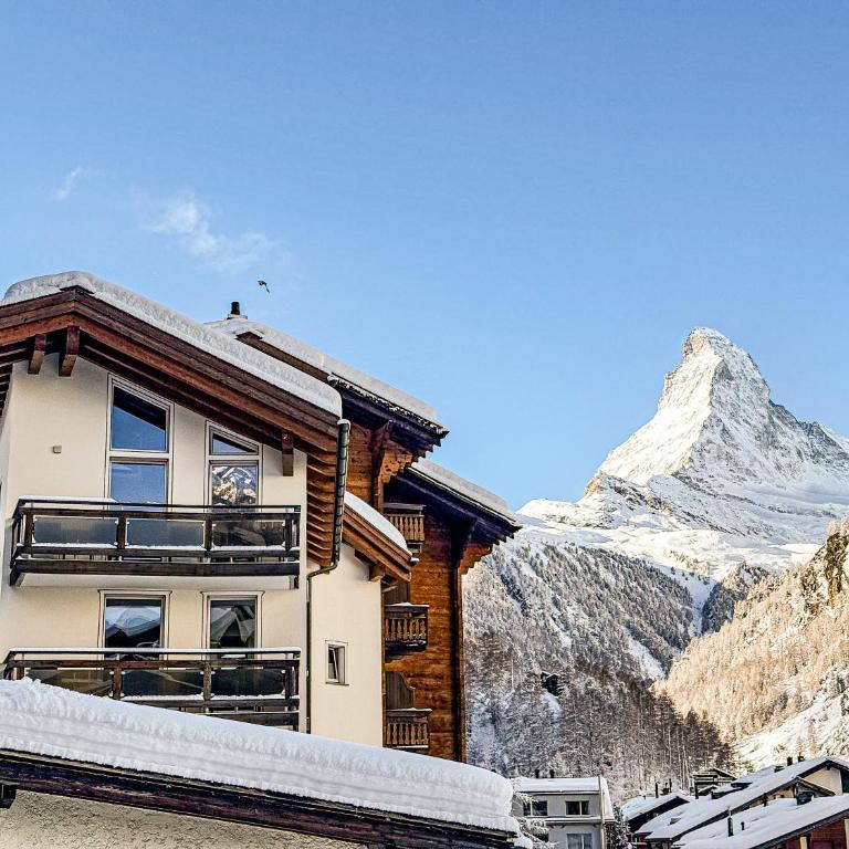 Hotel Capricorn - Junior Suite mit Blick auf das Dorf - 1