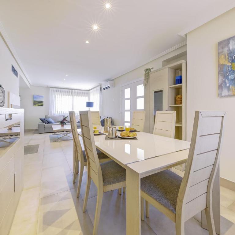 Apavonia Chalet en Boadilla del Monte Madrid el Palomar - Casa de 5 dormitorios - 11