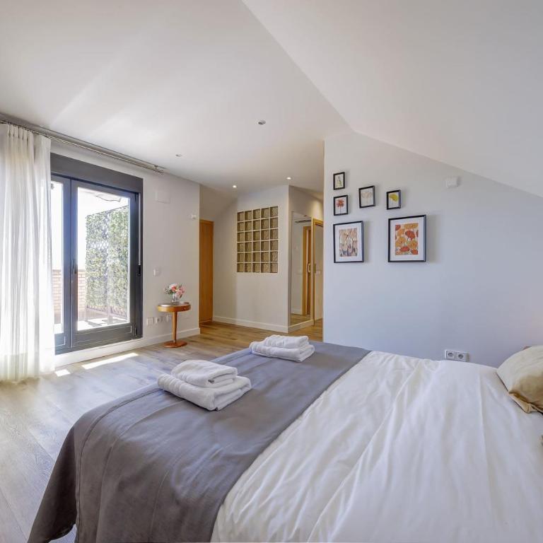 Apavonia Chalet en Boadilla del Monte Madrid el Palomar - Casa de 5 dormitorios - 75