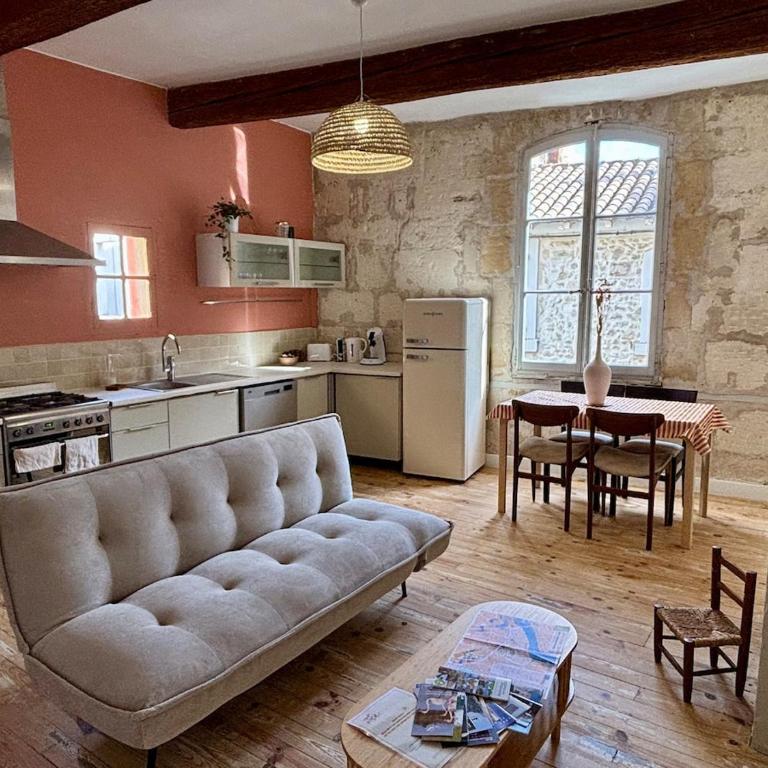 Arles et son jardin d'été - Two-Bedroom Apartment - 10