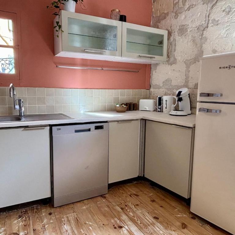 Arles et son jardin d'été - Two-Bedroom Apartment - 14