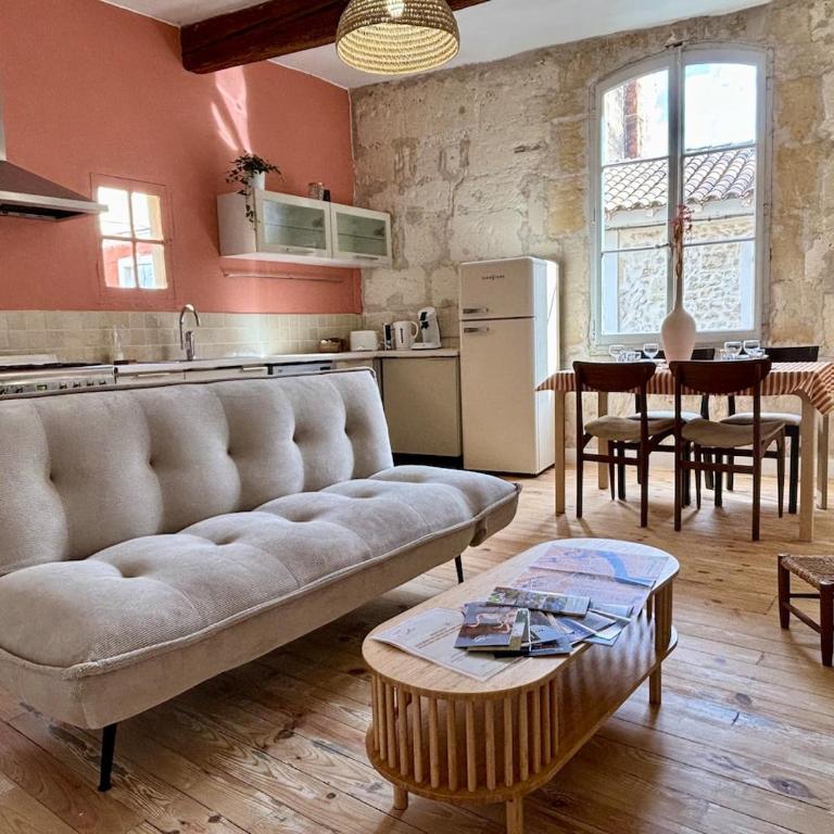 Arles et son jardin d'été - Two-Bedroom Apartment - 13