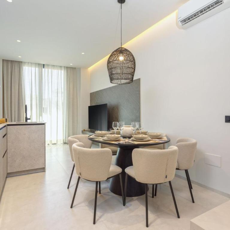 Magnificent Renovated Terrace Duplex 2hab 2baths - Apartamento - 10