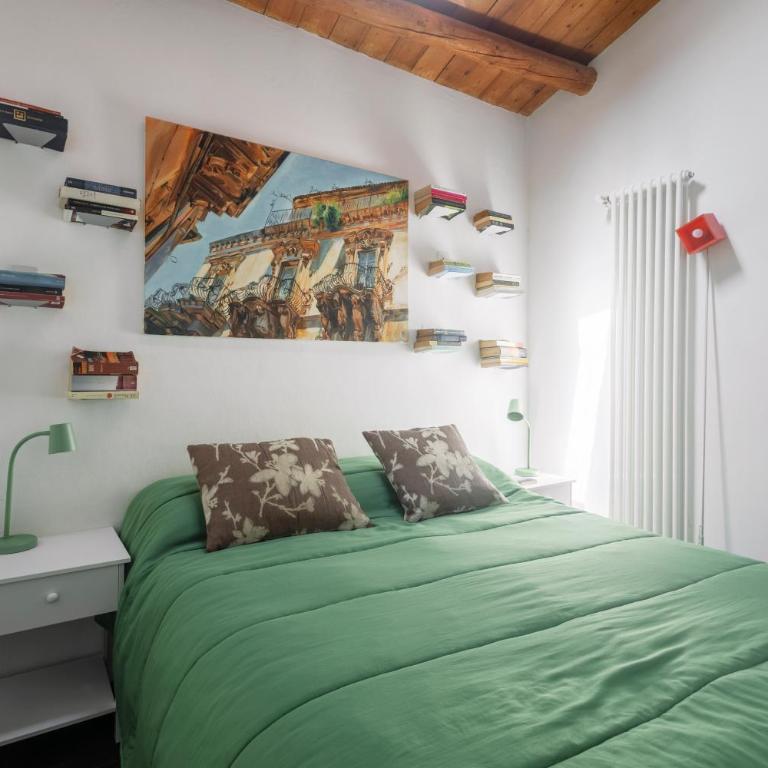 The Urban Retreat - Refined Loft with Large Terrace & Historic Views - Appartamento con 1 Camera da Letto - 10