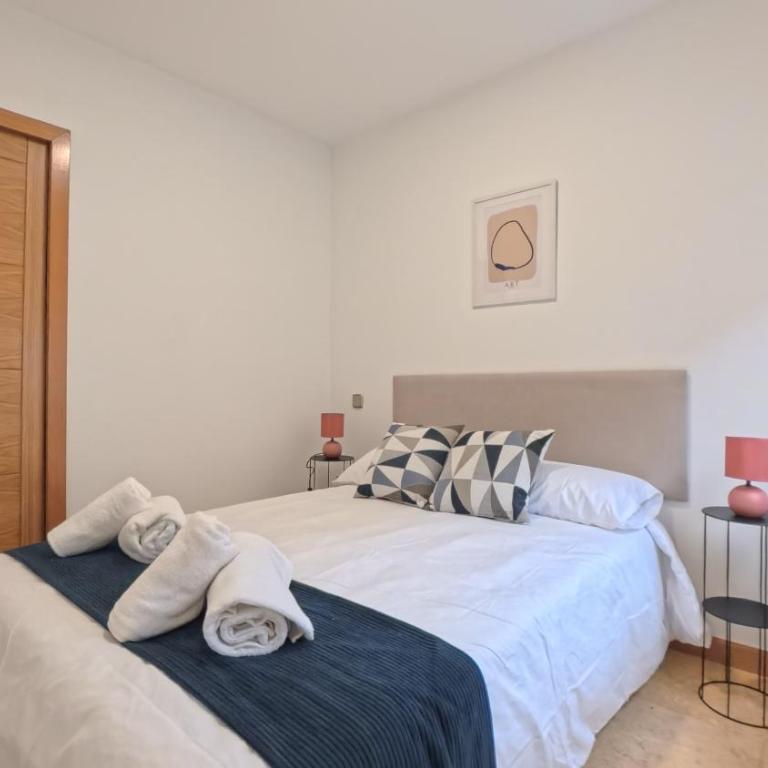 Plush Apartment in Madrid 1B - One-Bedroom Apartment - 20
