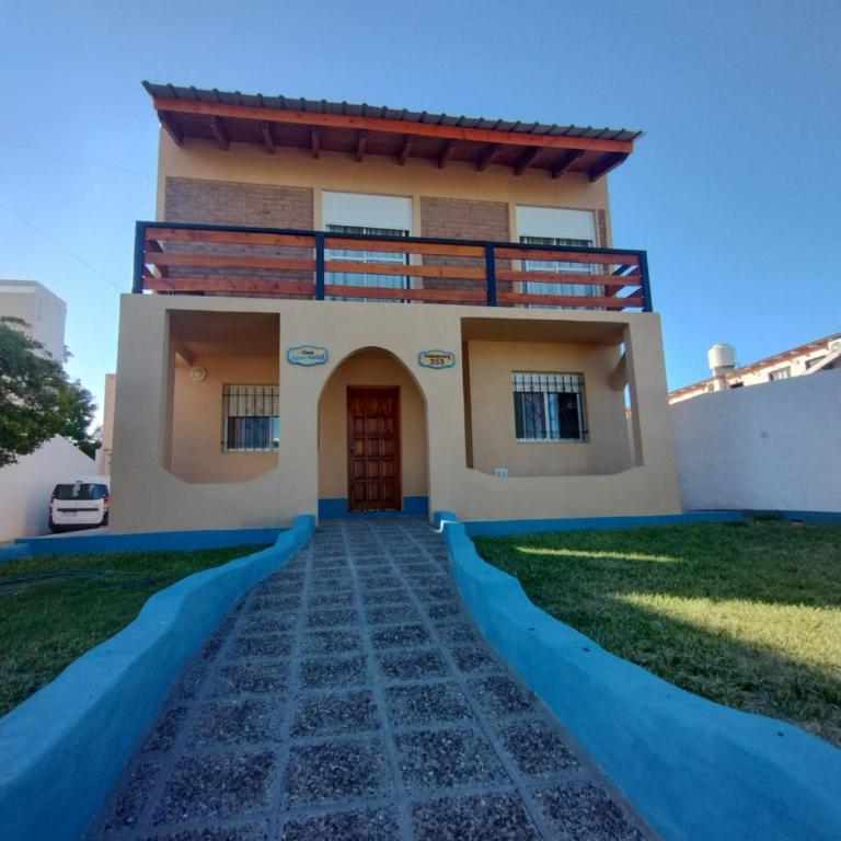 CASA AGUAS AZULES 6 pax LAS GRUTAS - Three-Bedroom Home - 1