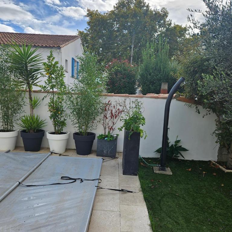 VILLA EN PROVENCE AVEC PISCINE AU CALME À ARLES - Camargue - Villa con Piscina Privata - 20