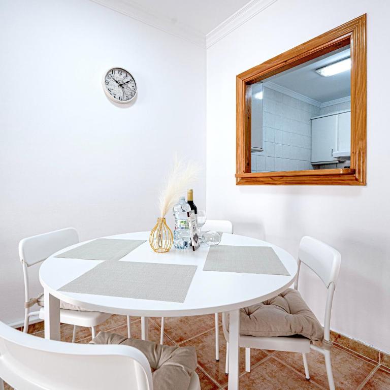 Torrecilla Urban Beach - Modern Apartment with Rooftop Pool - Apartamento de 2 dormitorios con balcón - 4