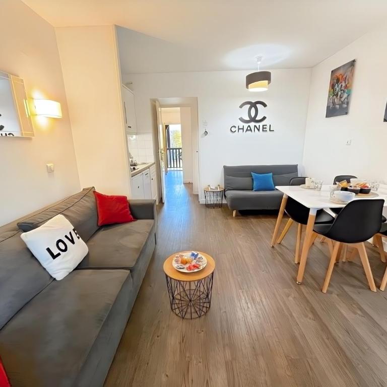 Piscine, parking gratuit et balcon vue sur le golf - Appartamento con 1 Camera da Letto e Balcone - 13