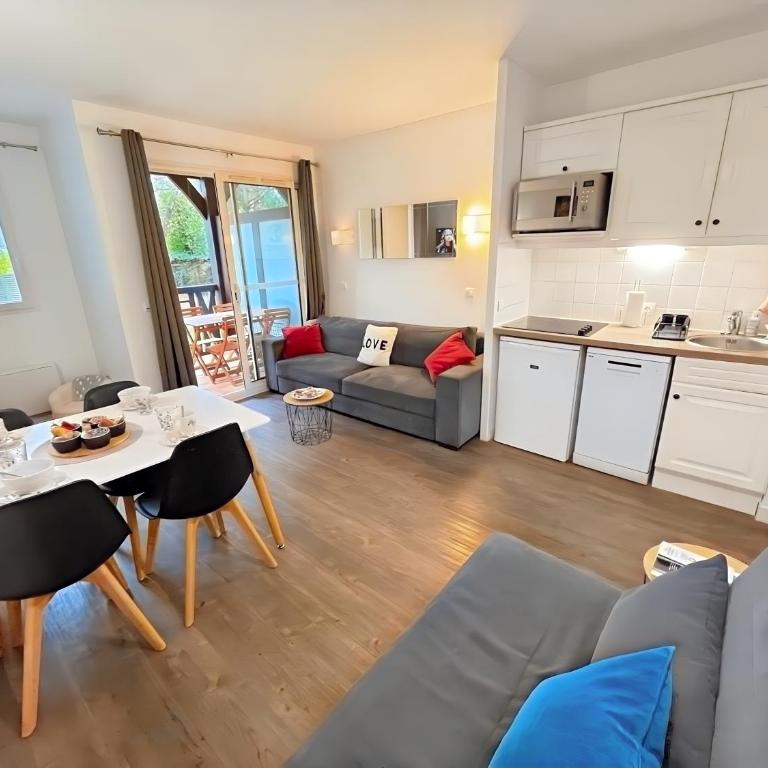Piscine, parking gratuit et balcon vue sur le golf - Appartamento con 1 Camera da Letto e Balcone - 14