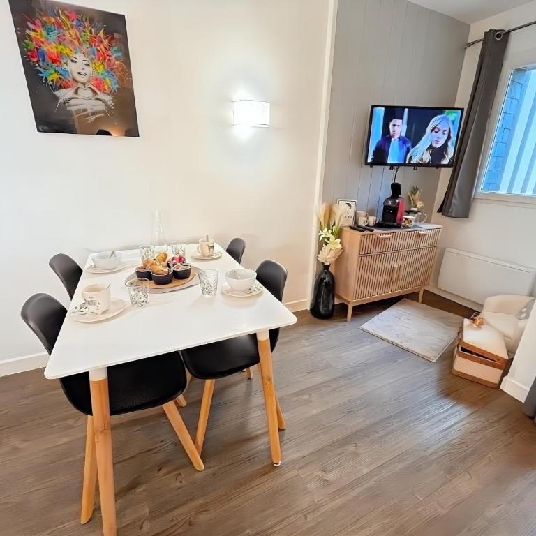Piscine, parking gratuit et balcon vue sur le golf - Appartamento con 1 Camera da Letto e Balcone - 7