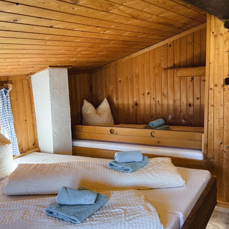 Sepplhütte - Ferienhaus mit Dusche - 13